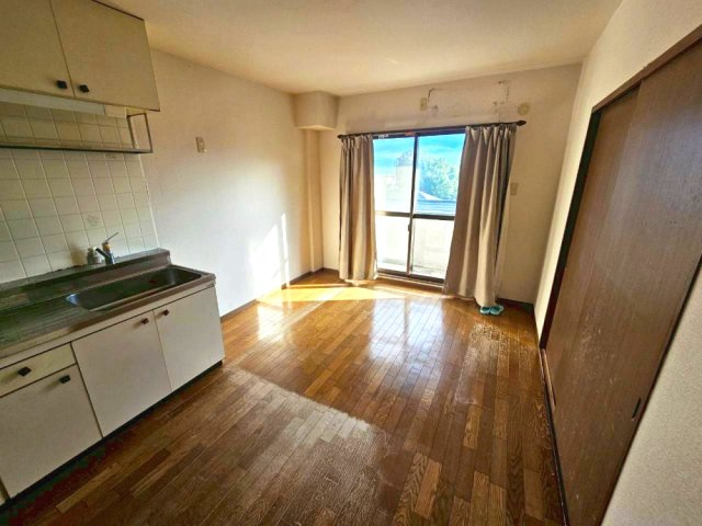 神戸市東灘区鴨子ケ原３丁目の賃貸マンションのキッチン