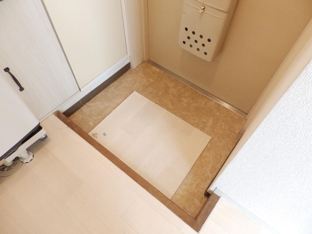 神戸市灘区友田町４丁目の賃貸マンションの玄関