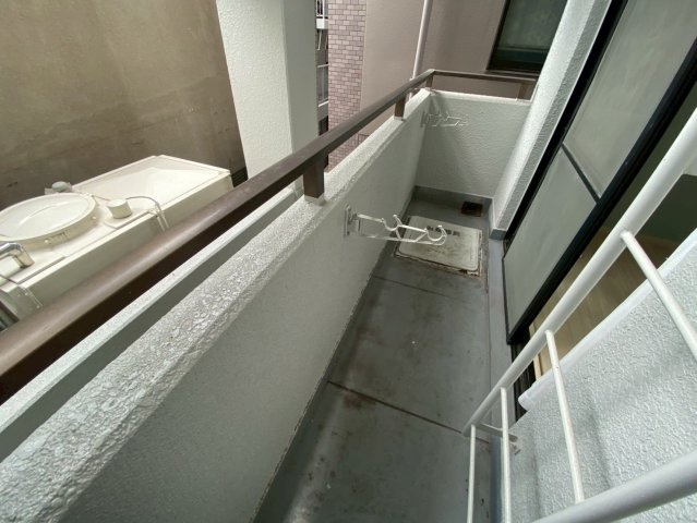 神戸市灘区友田町４丁目の賃貸マンションのバルコニー