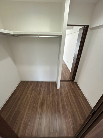 芦屋市東山町の賃貸マンションの収納
