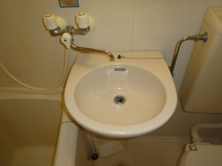 神戸市中央区旭通２丁目の賃貸マンションの洗面所