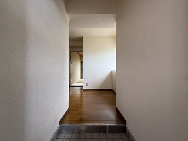 神戸市中央区坂口通７丁目の賃貸マンションの玄関