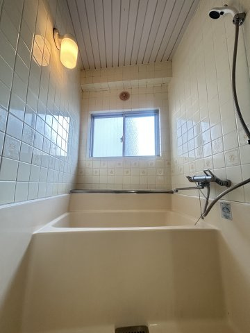 神戸市灘区水道筋１丁目の賃貸マンションの浴室
