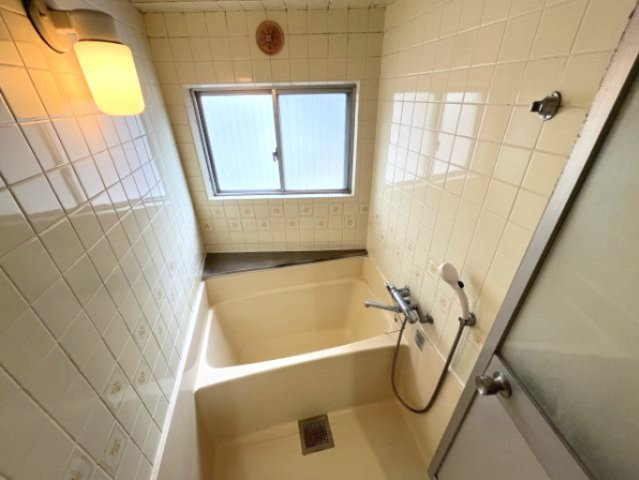 神戸市灘区水道筋１丁目の賃貸マンションの浴室