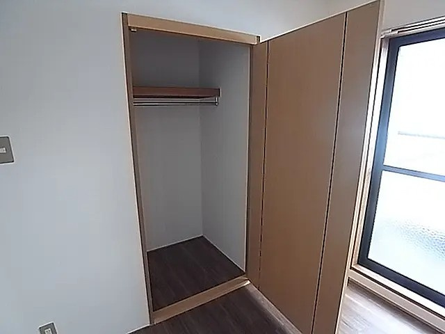 神戸市中央区琴ノ緒町１丁目の賃貸マンションの収納