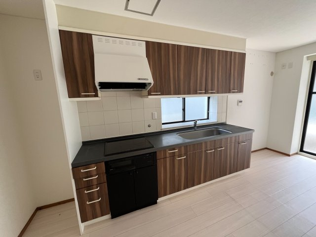 西宮市安井町の賃貸マンションのキッチン