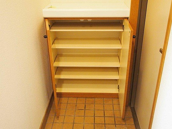 ルモンド元町の玄関