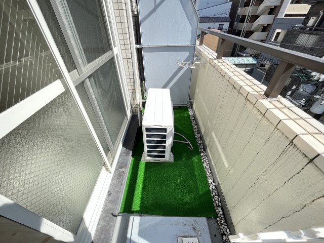 神戸市中央区二宮町１丁目の賃貸マンションのバルコニー