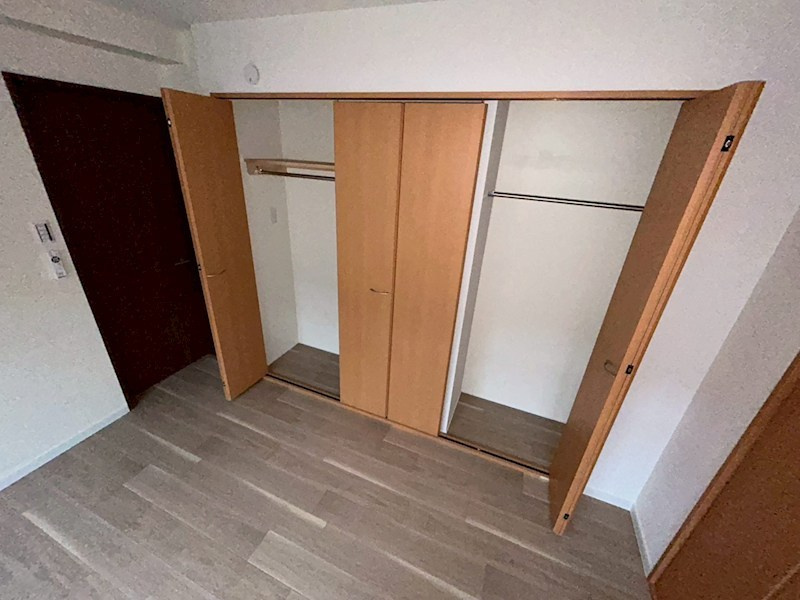神戸市中央区北野町４丁目の賃貸マンションの収納