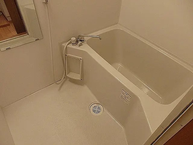 神戸市灘区天城通４丁目の賃貸マンションの浴室