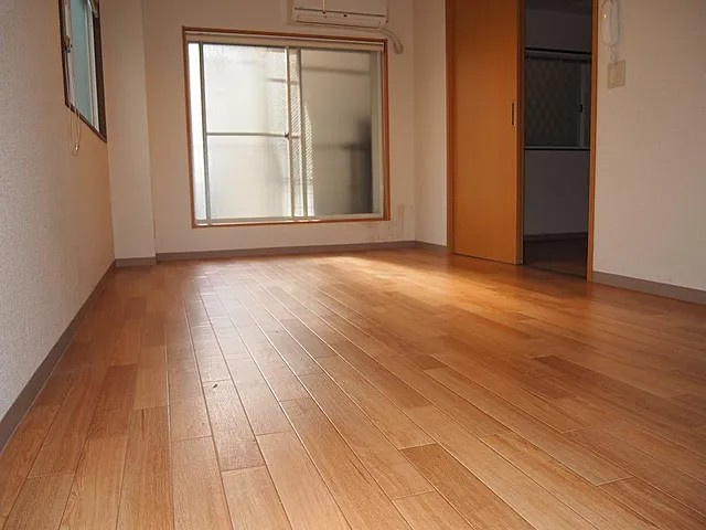 神戸市灘区天城通４丁目の賃貸マンションの居間・リビング