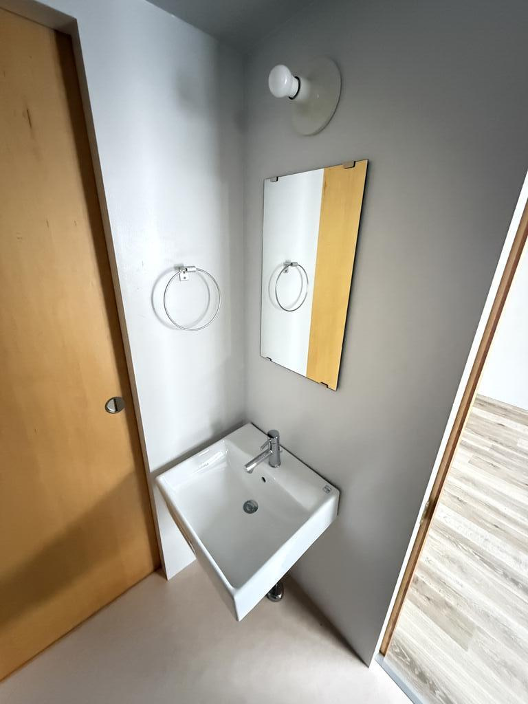 神戸市中央区北野町３丁目の賃貸マンションの洗面所