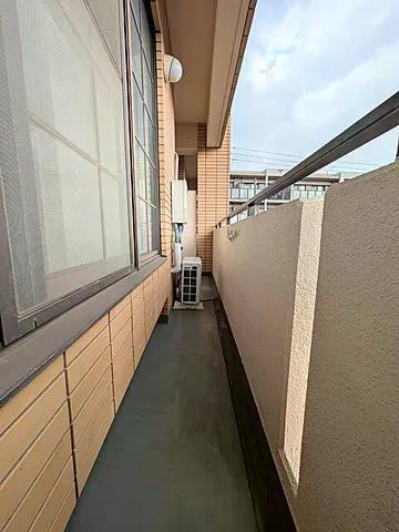 芦屋市伊勢町の賃貸マンションのバルコニー