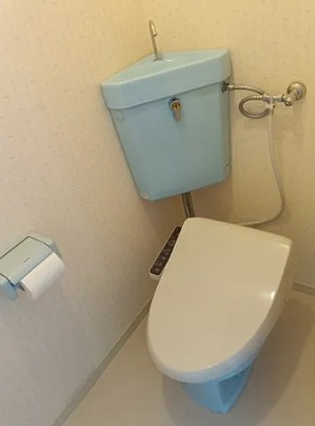 芦屋市松浜町のアパートのトイレ
