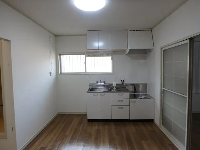 芦屋市松浜町のアパートのキッチン