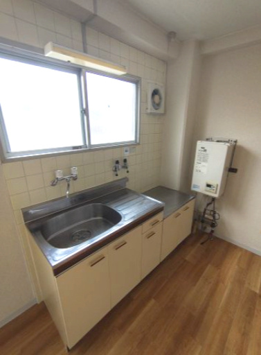神戸市中央区熊内町２丁目の賃貸マンションのキッチン