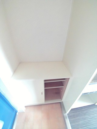 神戸市灘区岩屋北町５丁目の賃貸マンションの玄関