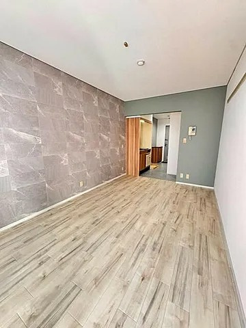 神戸市東灘区本山南町７丁目のアパートの居間・リビング