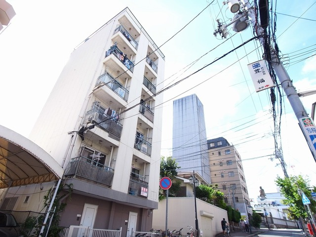 神戸市中央区下山手通８丁目の賃貸マンションの外観