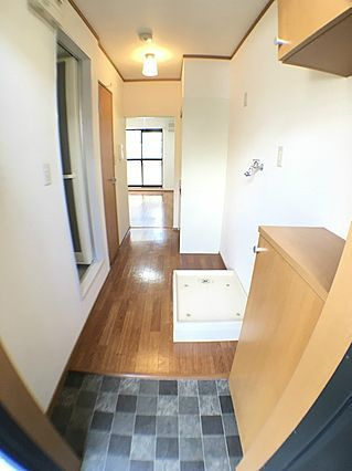 神戸市灘区下河原通４丁目の賃貸マンションの玄関