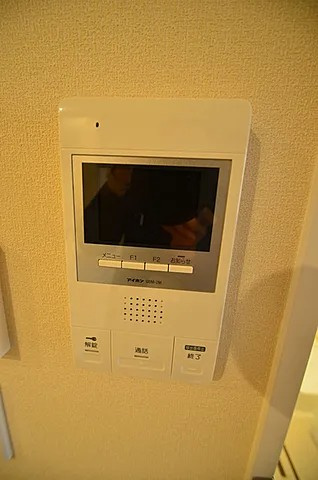 神戸市中央区宮本通４丁目の賃貸マンションのセキュリティ