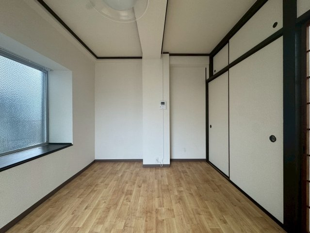 神戸市東灘区本山北町３丁目の賃貸マンションの居間・リビング