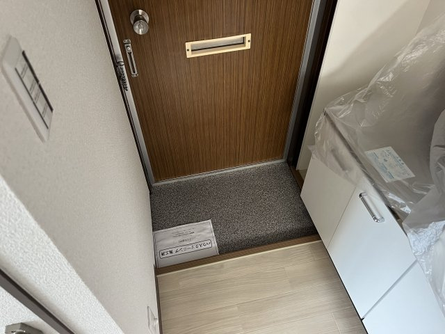 神戸市東灘区本山北町３丁目の賃貸マンションの玄関
