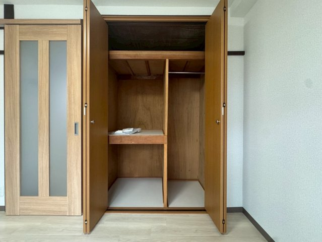 神戸市東灘区本山北町３丁目の賃貸マンションの収納
