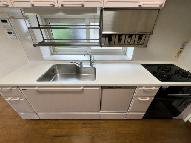 中央美咲町1丁目　中古戸建のキッチン|※プライバシー保護のため物消し修正を行っております