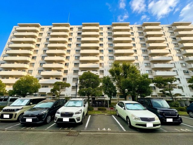 コープ野村バードウッド鶴見弐番館の外観|丁寧に管理された外観が良好な住環境を感じさせます。
