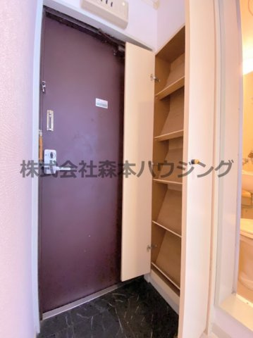 【収納】 | 　アイリス野崎 | シューズボックスついてます