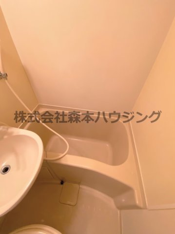 【浴室】 | 　アイリス野崎 | お風呂で日々の疲れを落としましょう