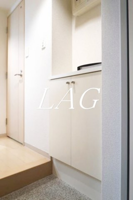 【玄関】 | ジュエル明大前 | 玄関です。