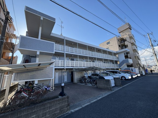 エルフィール橋本の外観
