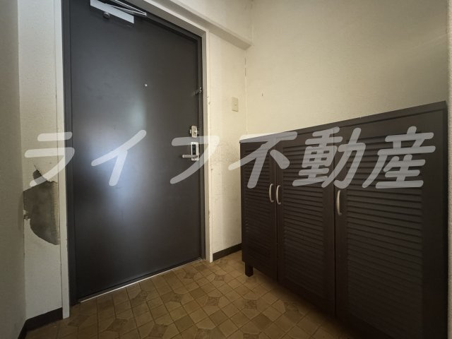 ロイヤルマツイの玄関|きれいな玄関です