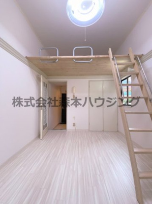 【洋室】 | 　アイリス野崎 | 広々とした洋室です