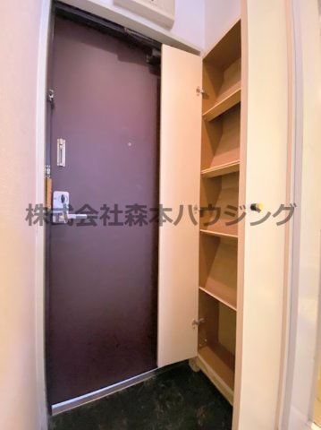 【収納】 | 　アイリス野崎 | シューズボックスついてます