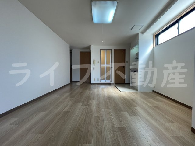タイムハイツ布施の内装|内装は落ち着いています