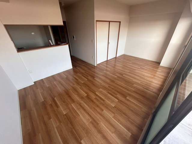 豊中市曽根西町２丁目の賃貸マンションの内装