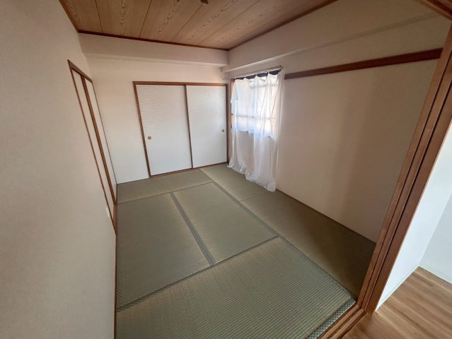 豊中市曽根西町２丁目の賃貸マンションの和室