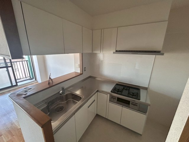 豊中市曽根西町２丁目の賃貸マンションのキッチン