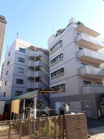 ハイキャスト大山の外観