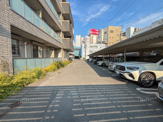 グレースランド日吉の駐車場|駐車スペースもあります♪