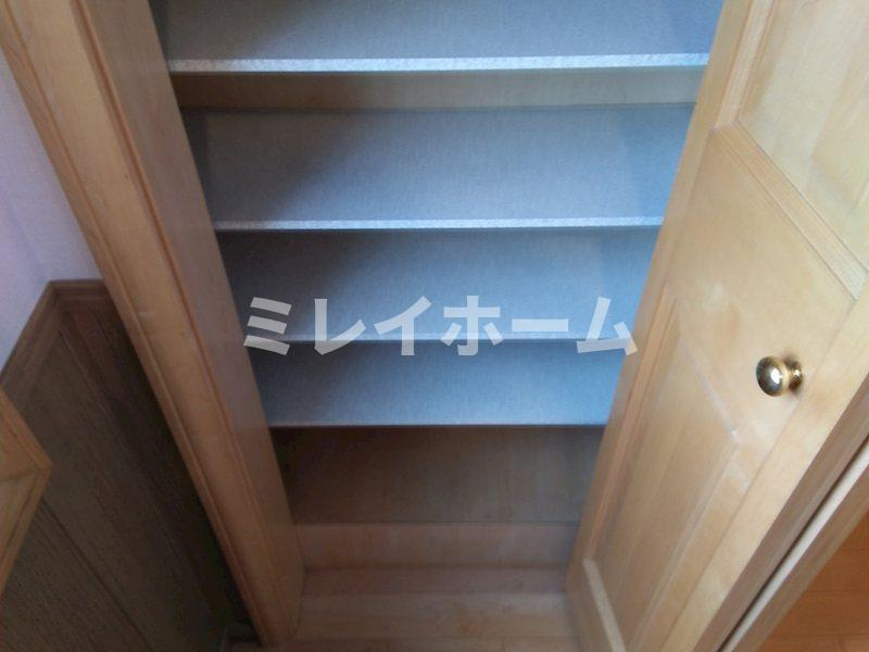 エリュシオン光和の玄関