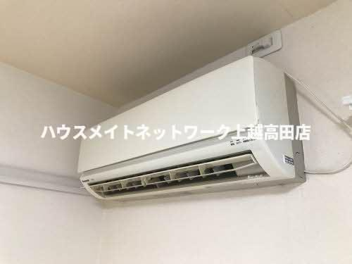 ハイツピースフルの設備|エアコン
