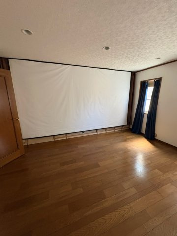 池之端四丁目戸建の洋室