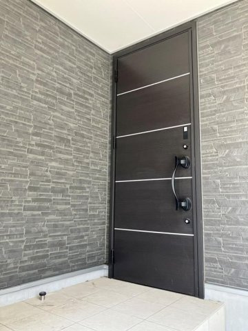 京島戸建のエントランス