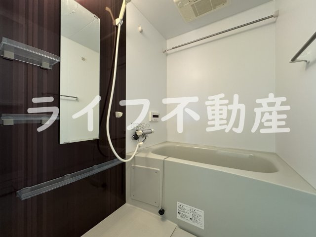 coco vialatteの浴室|コンパクトで使いやすいお風呂です