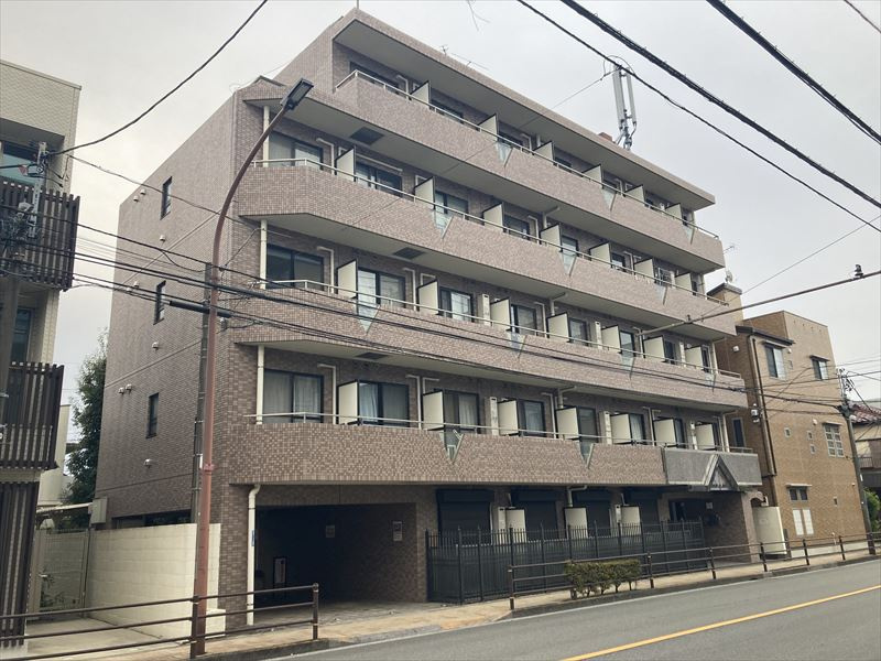 日神パレステージ三鷹の外観