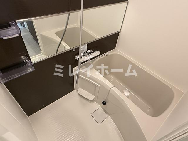ラヴィエール荏原中延の浴室